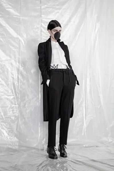 Look 2